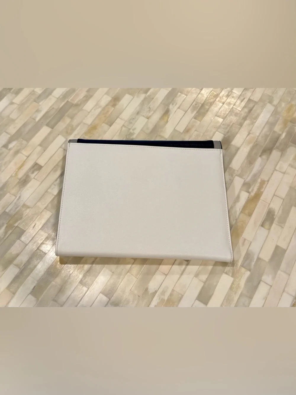 No brand sleek colorblock
